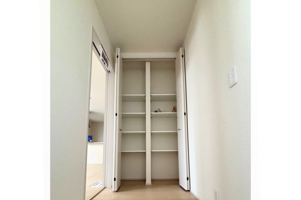 長野市で暮らしをデザインする不動産　土木外構　ワンストップ　カズケン　画像　富竹　シュークローク