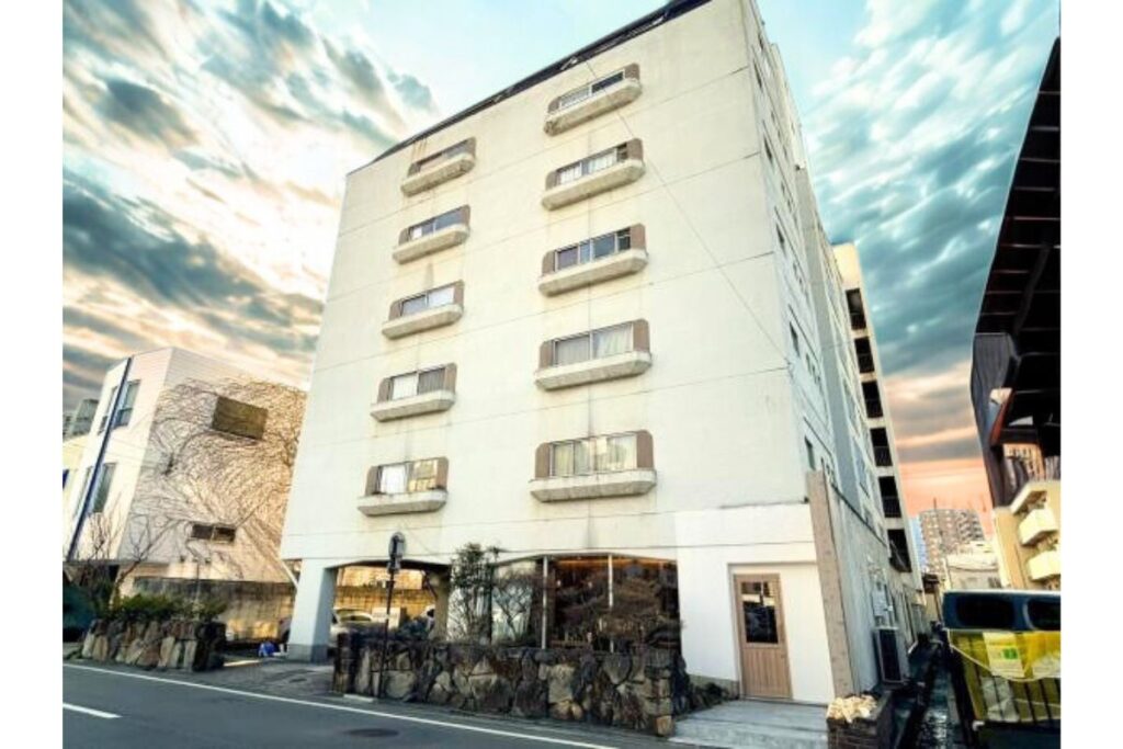 長野市で暮らしをデザインする不動産　土木外構　ワンストップ　カズケン　外観