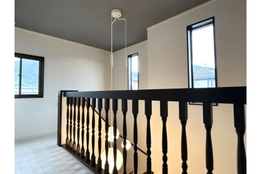 長野市で暮らしをデザインする不動産　土木外構　ワンストップ　カズケン　吹き抜け