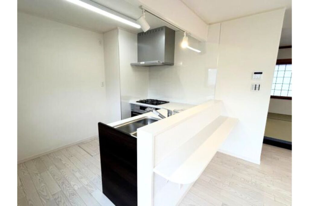 長野市で暮らしをデザインする不動産　土木外構　ワンストップ　カズケン　キッチン